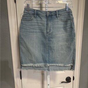Abercrombie & Fitch Denim Mini Skirt – Size 27